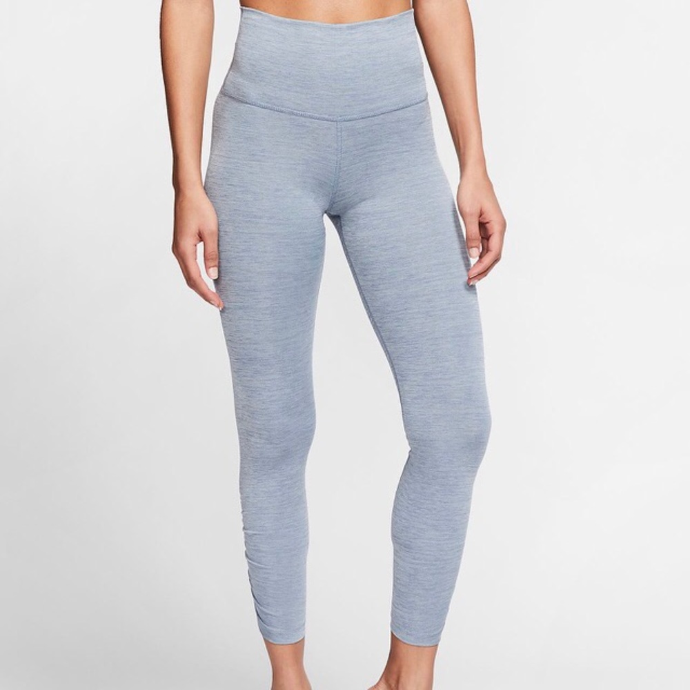 BRAND NEW Nike leggings